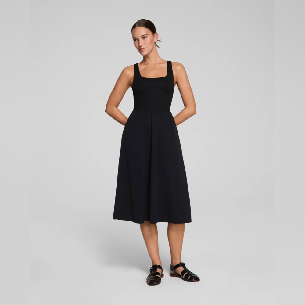 SPANX SPANXsmooth Jersey Scoop Neck Tank Midi Dress